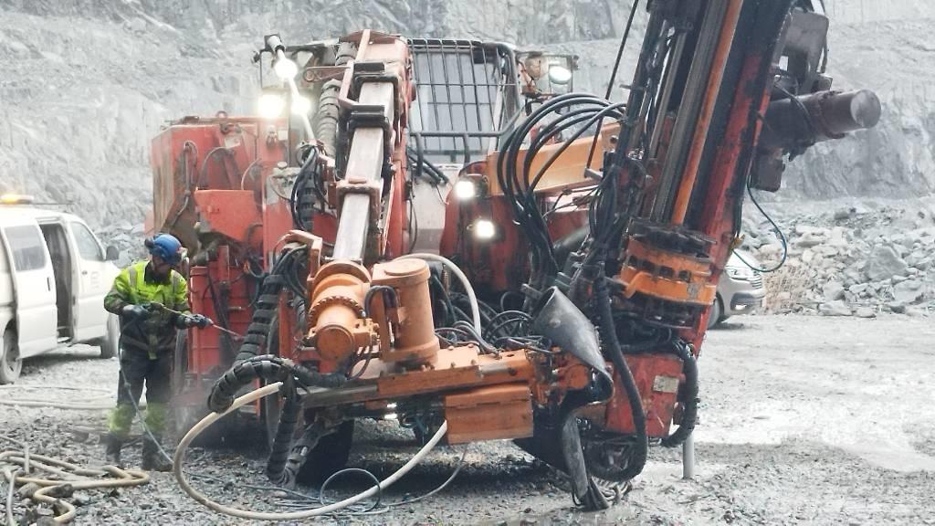 Sandvik DS520-TC Polovne mašine za podzemnu ugradnju kablova