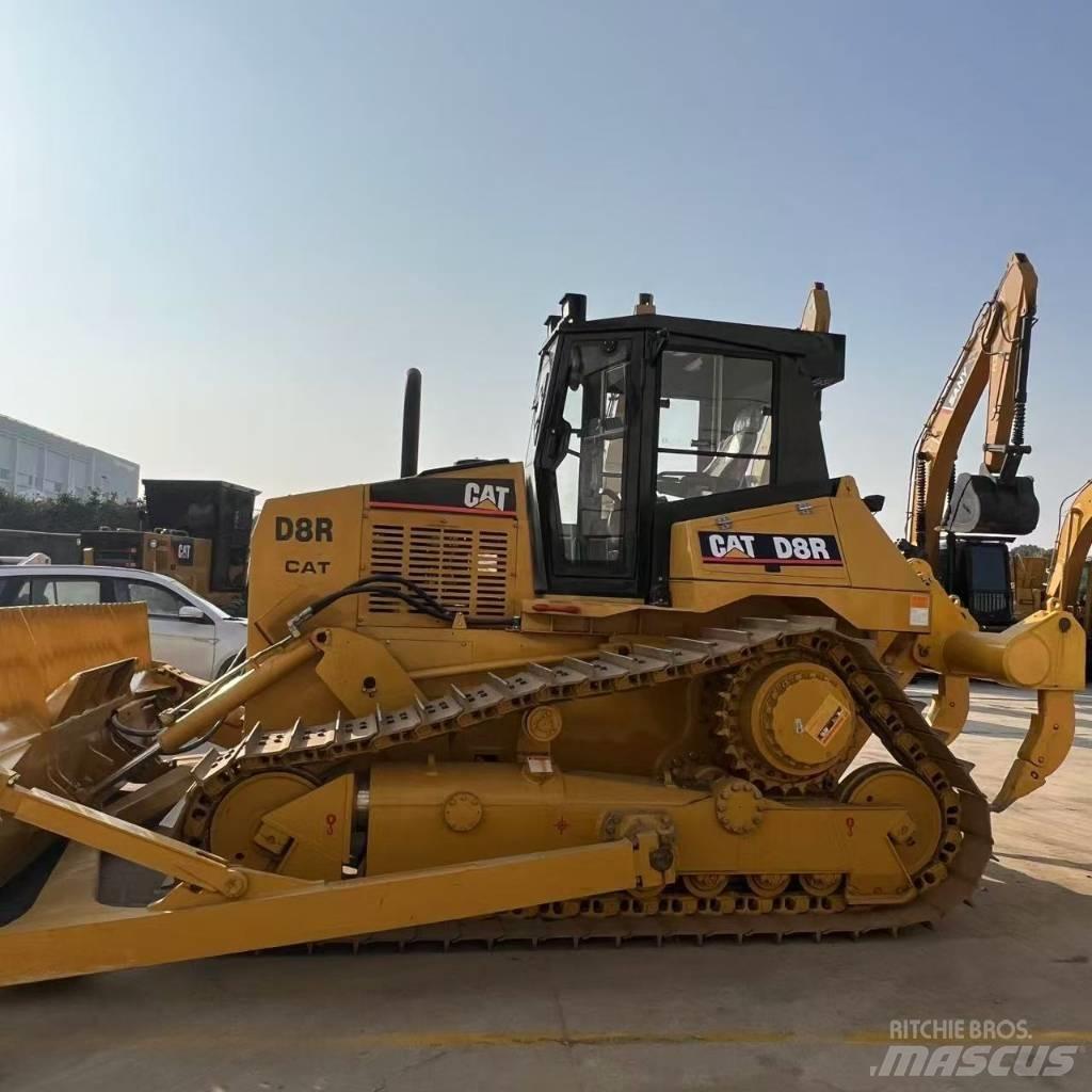 CAT D 8 R Buldožeri guseničari