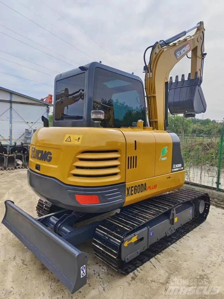 XCMG XE 60 DA Bageri guseničari
