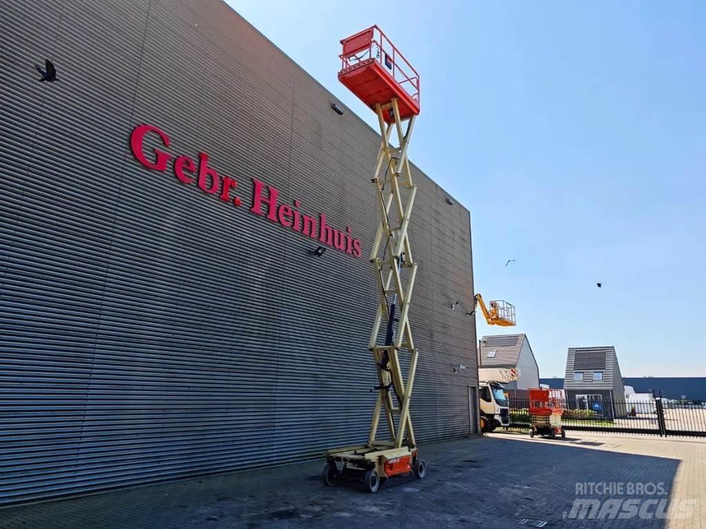 JLG 3246 ES Makazaste platforme