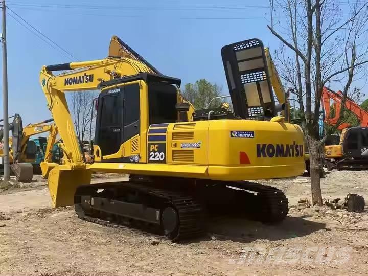 Komatsu PC220-8 Bageri guseničari