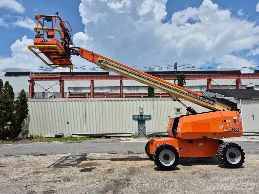 JLG 800 S Zglobne podizne platforme