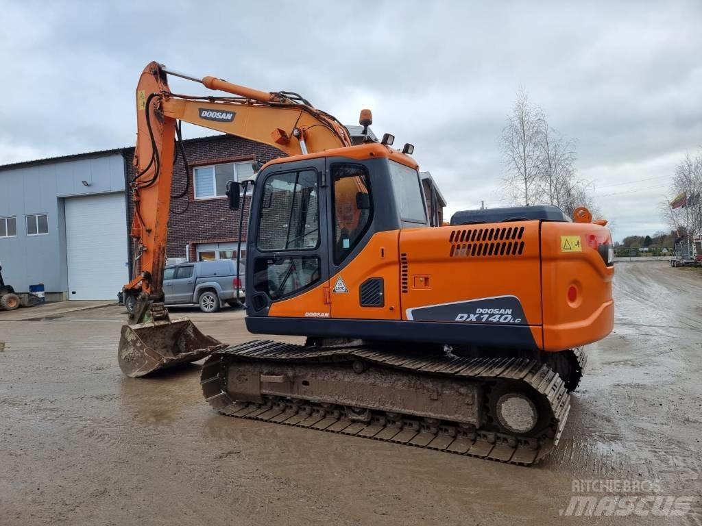 Doosan DX 140 LC Bageri guseničari