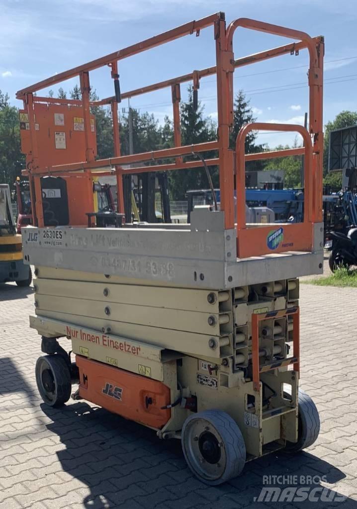 JLG 2630 ES Makazaste platforme