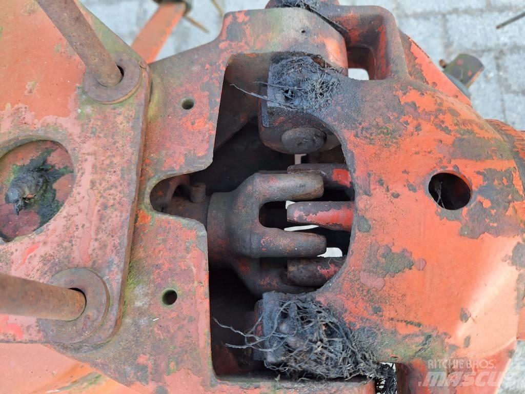 Kuhn GF 8501 T Okretači i sakupljači sena