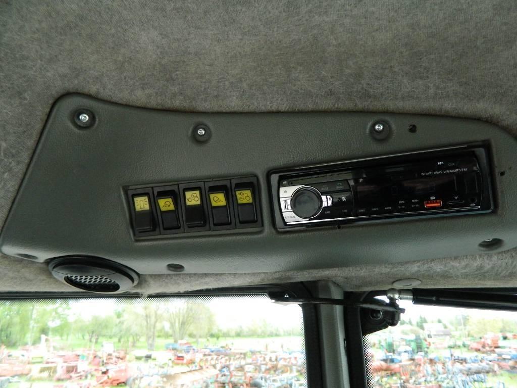 Valtra C 130 Traktori