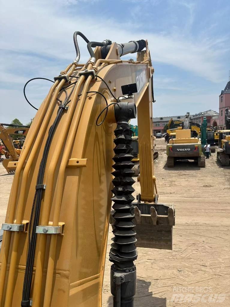 XCMG XE 215 DA Bageri guseničari