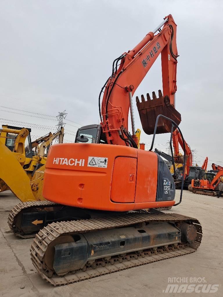 Hitachi ZX 135 US Bageri guseničari