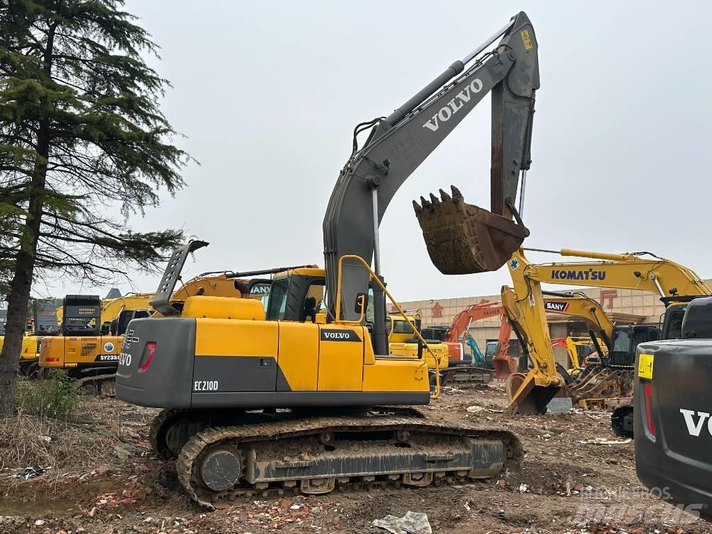 Volvo EC210D Bageri guseničari