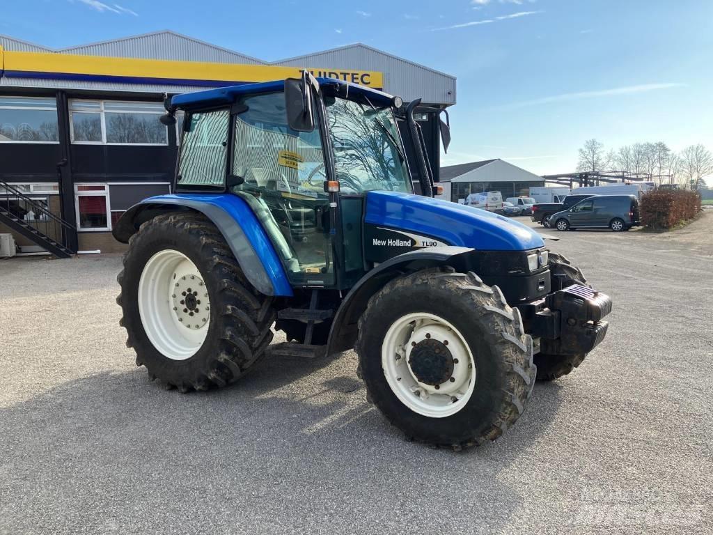 New Holland TL 90 Traktori
