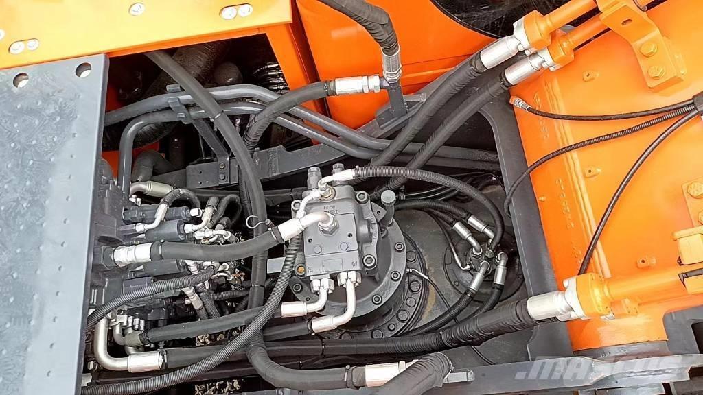 Doosan 225 LC-9 Bageri guseničari