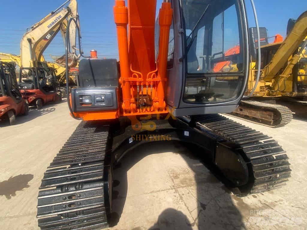 Hitachi EX 120 Bageri guseničari