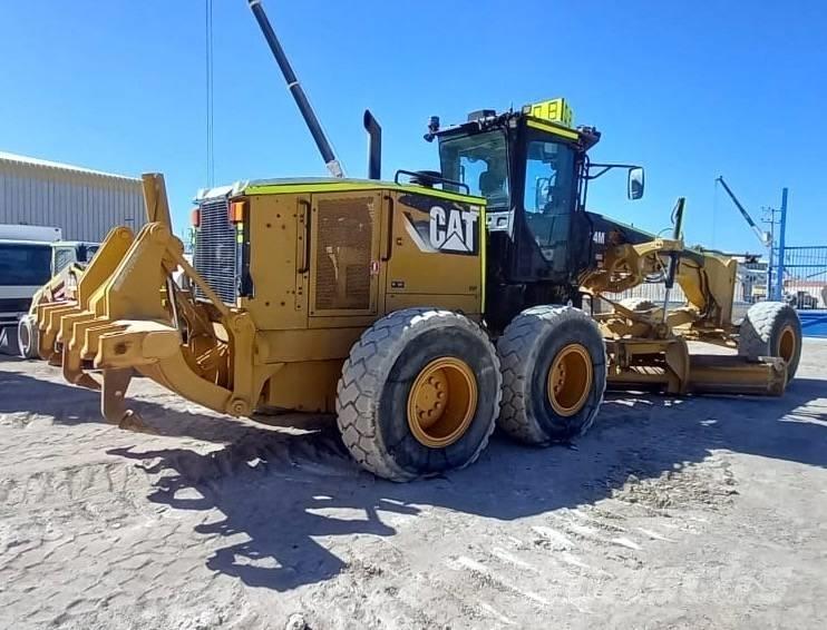 CAT 14 M Grejderi