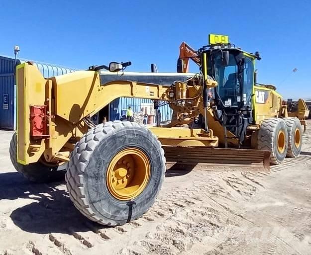 CAT 14 M Grejderi