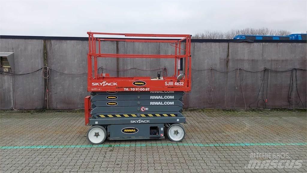 SkyJack SJIII4632 Makazaste platforme