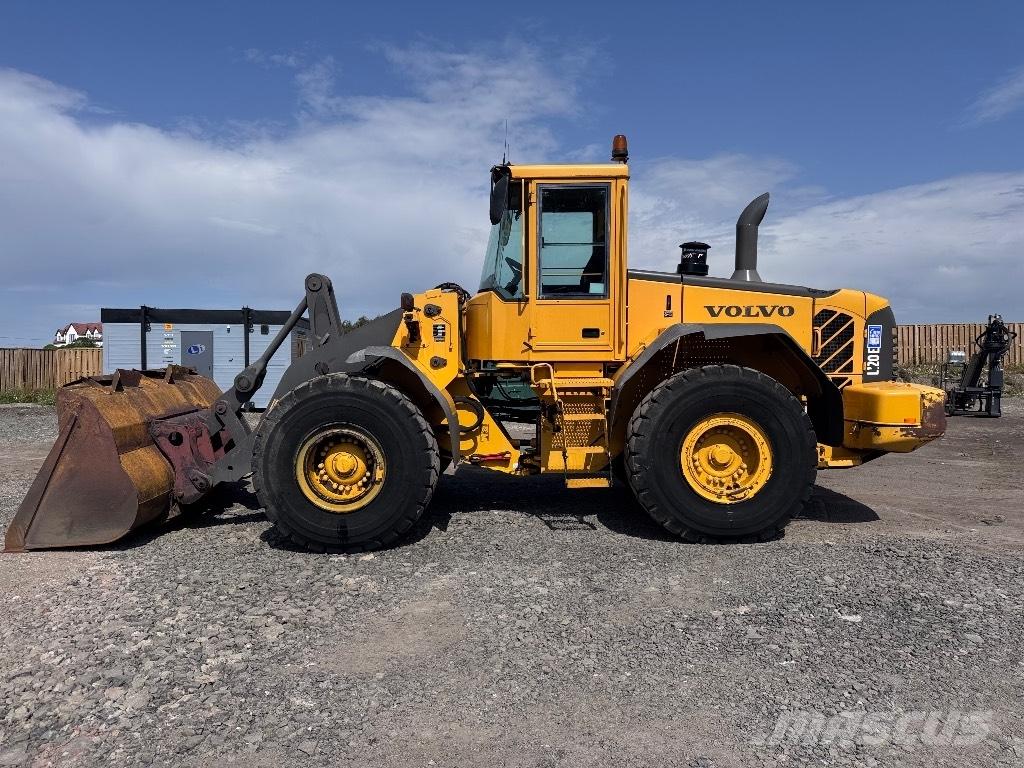 Volvo L 120 E Utovarivači na točkove