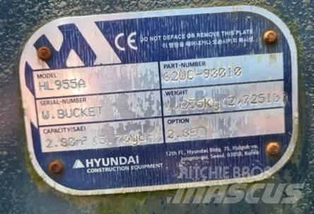 Hyundai HL955A Kašike / Korpe