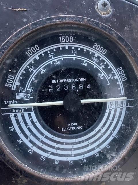 MB Trac 1500 Traktori