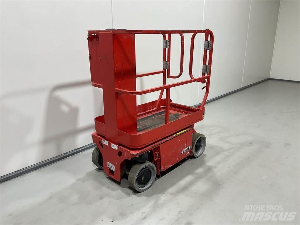 JLG 1230ES Makazaste platforme