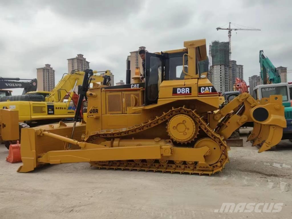 CAT D 8 R Buldožeri guseničari