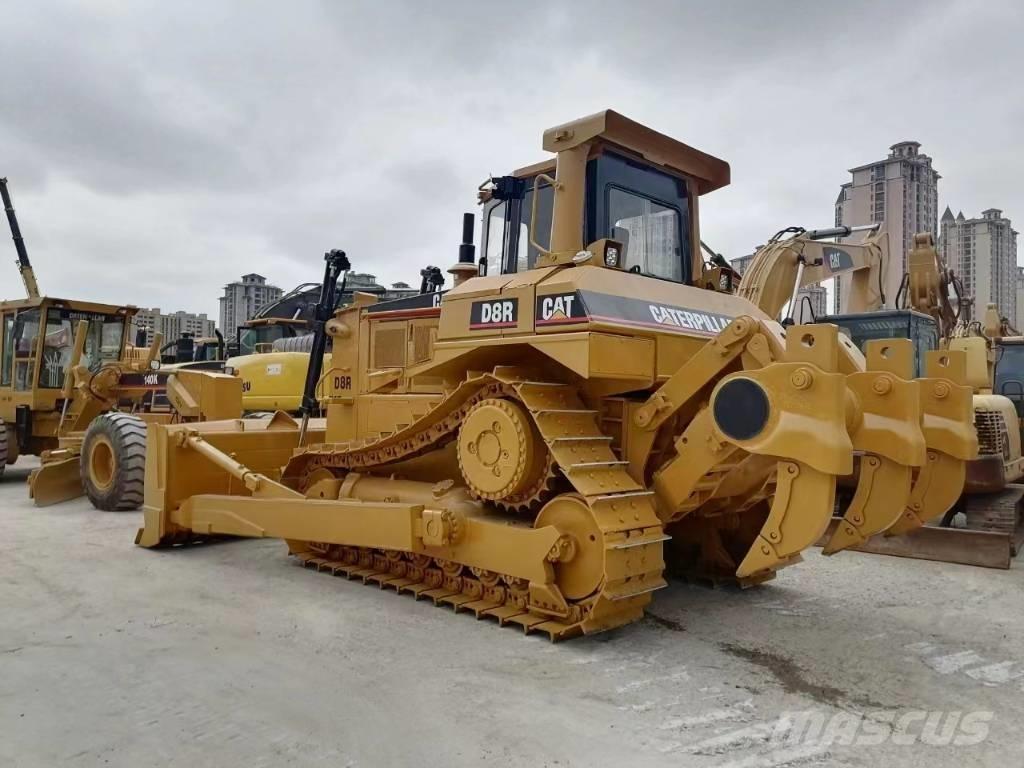 CAT D 8 R Buldožeri guseničari