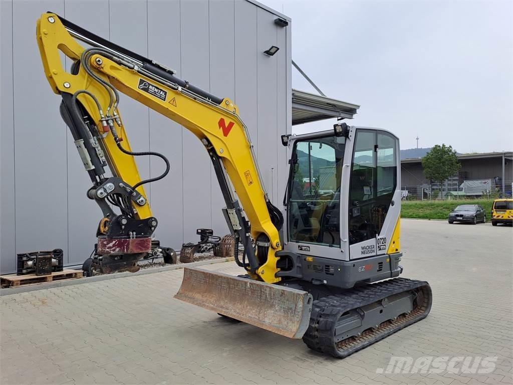Wacker Neuson EZ50 Bageri guseničari