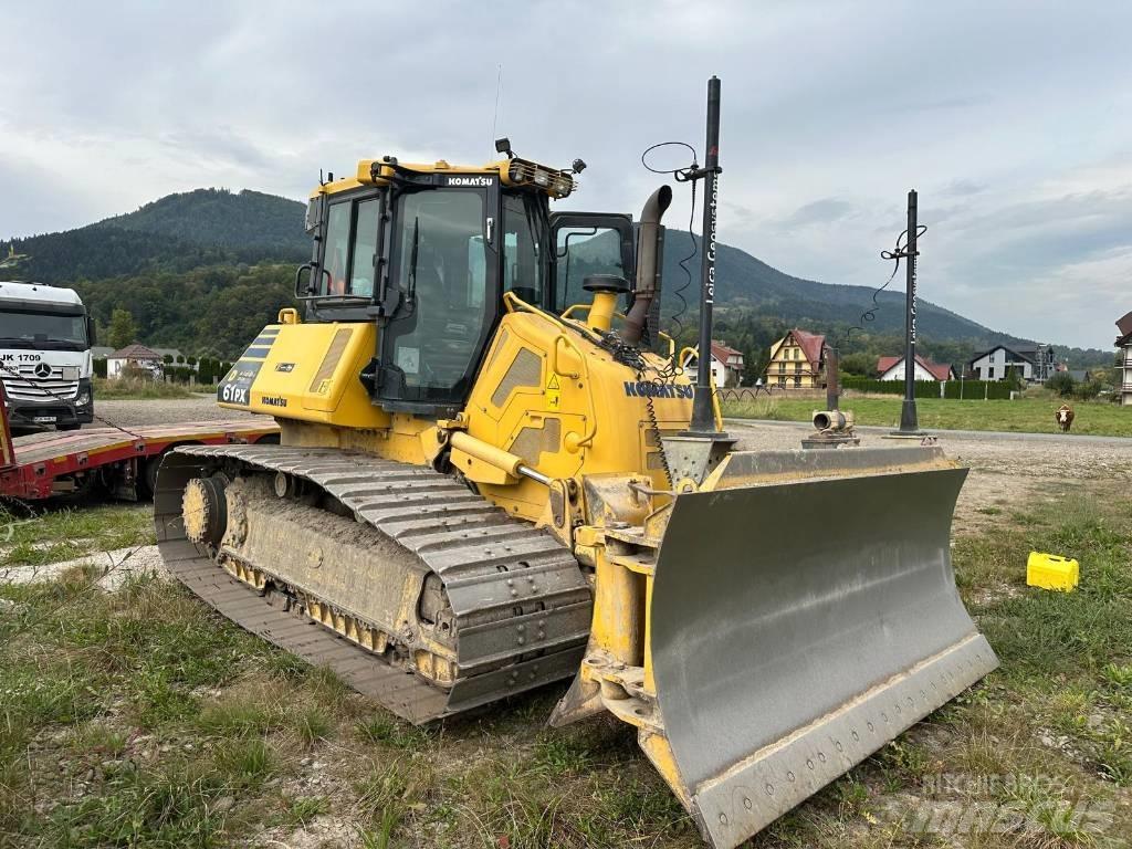 Komatsu D 61 PX24 Buldožeri guseničari