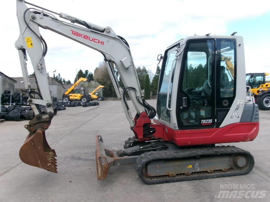 Takeuchi TB 235 Mini bageri < 7t
