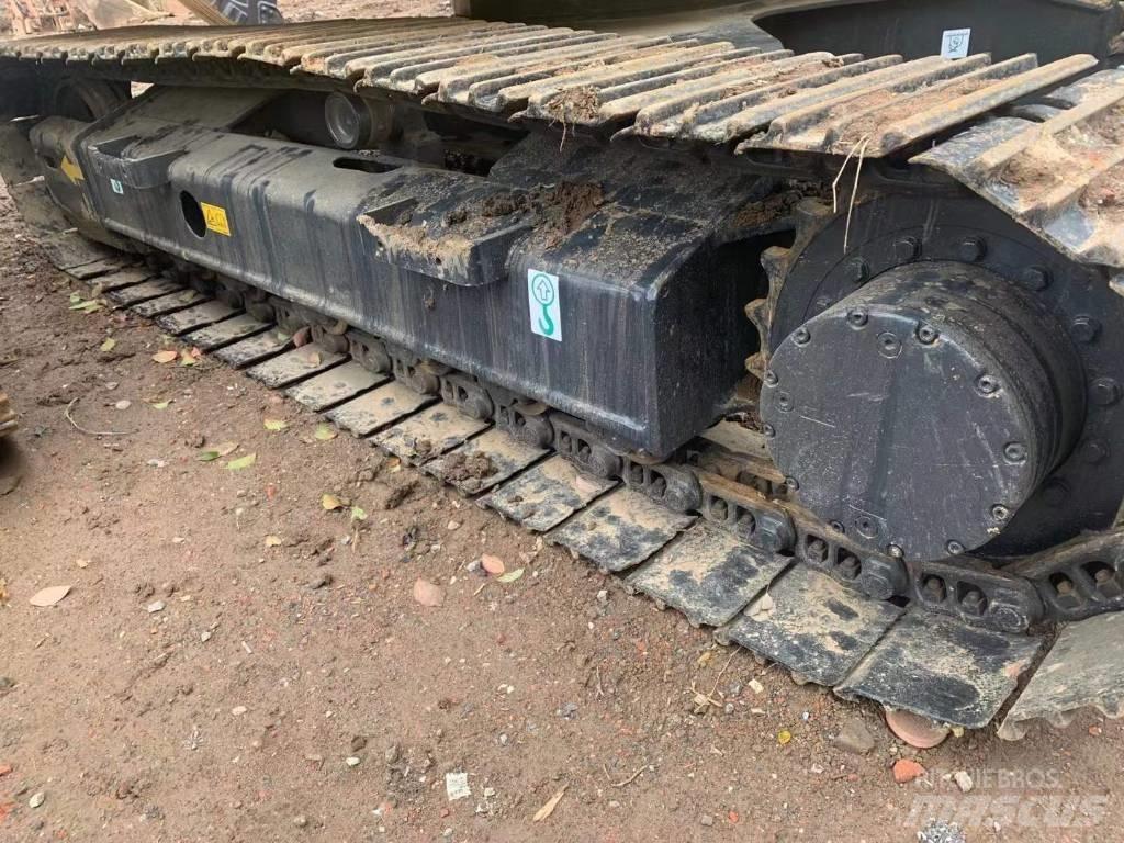 Komatsu PC 120-8 Bageri guseničari