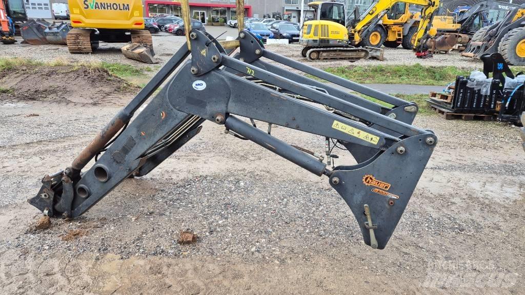 Hauer POM-C 150 Prednji utovarivači i bageri
