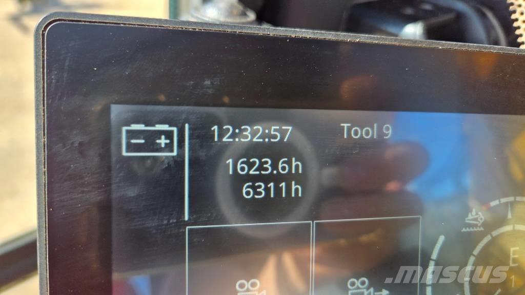 Liebherr R 936 LC Bageri guseničari