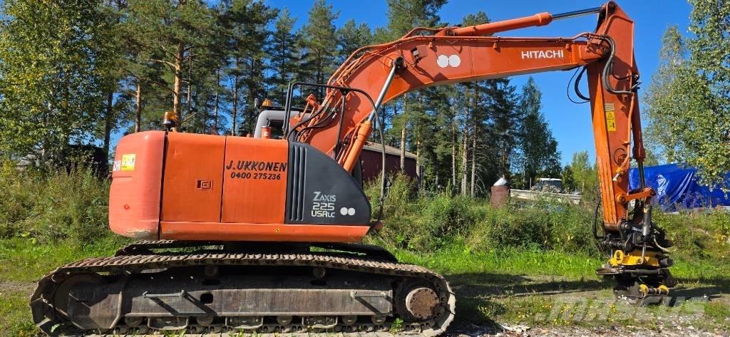 Hitachi ZX 225 USR Bageri guseničari