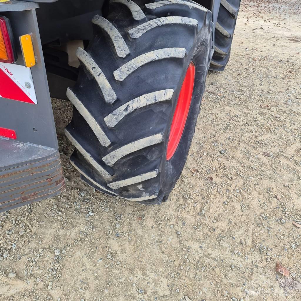 CLAAS Jaguar 870 Mašine za stočnu hranu sa sopstvenim pogonom