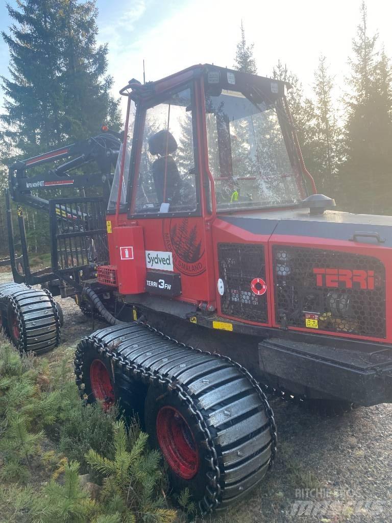 Terri 3FW Forvarderi