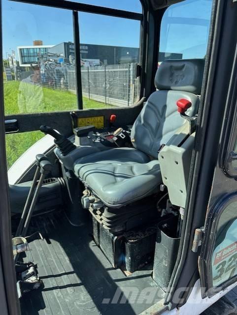 Bobcat 328 Mini bageri < 7t