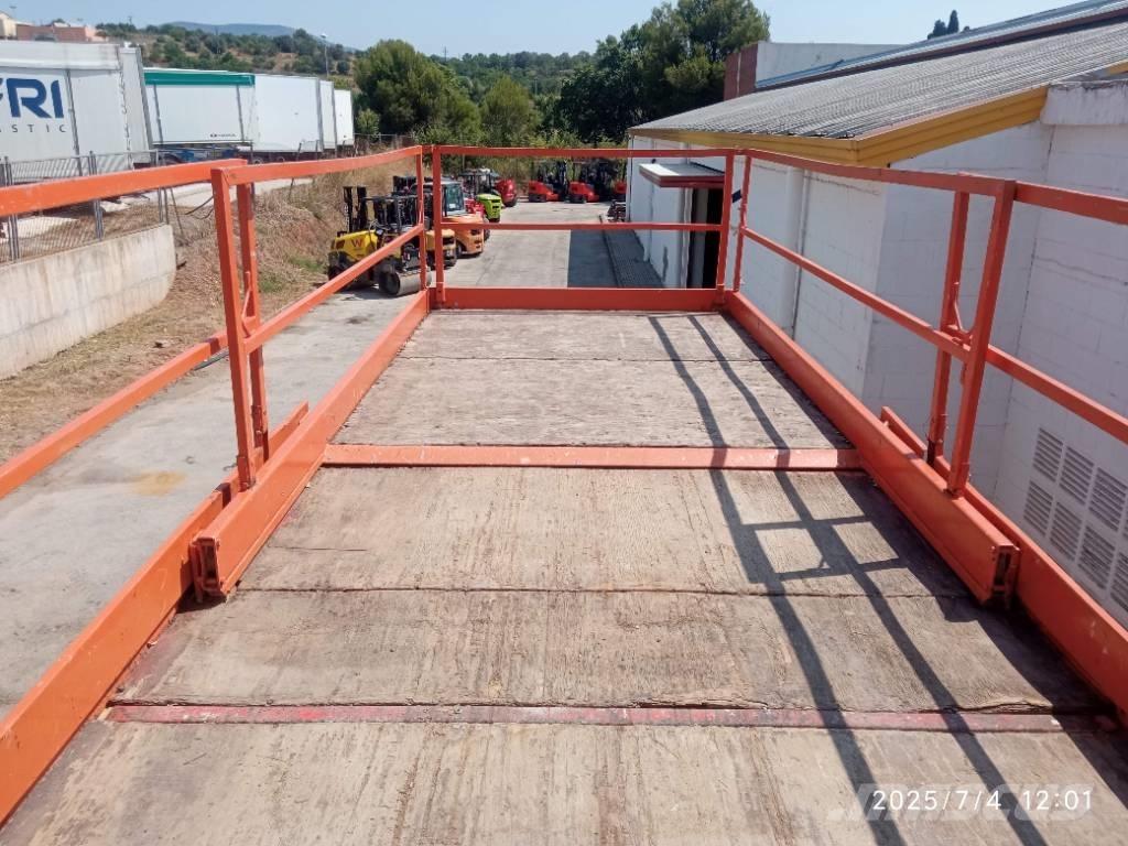 JLG 203-24 Makazaste platforme