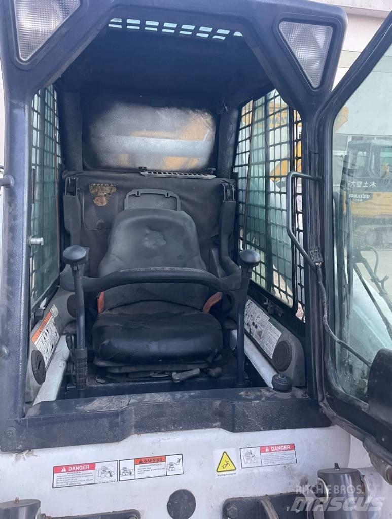 Bobcat T 300 Skid steer mini utovarivači