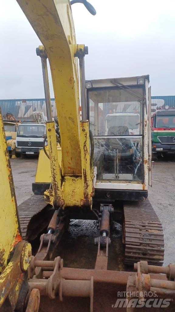 Volvo ED 750 Midi bageri 7t – 12t