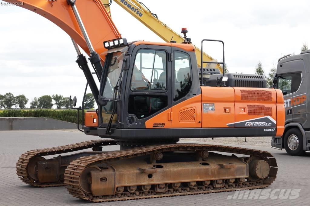 Doosan DX255LC-7 Bageri guseničari