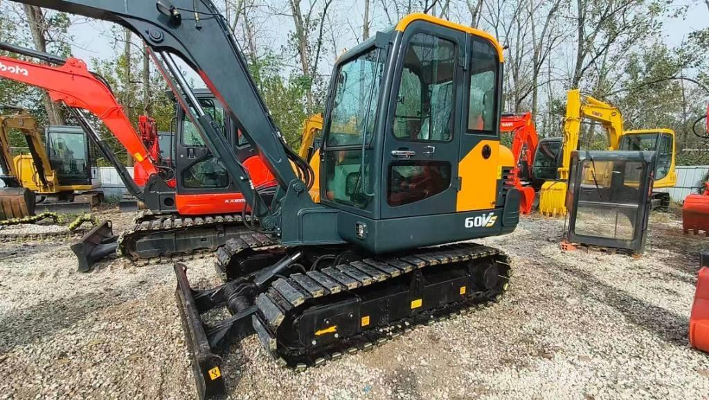 Hyundai R60-VS Mini bageri < 7t