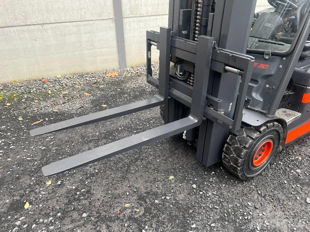 Linde E30L-01 Električni viljuškari