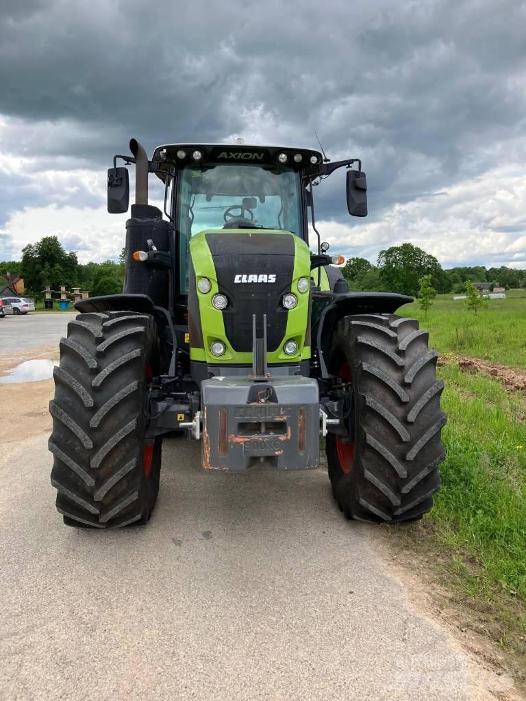 CLAAS Axion 920 Traktori