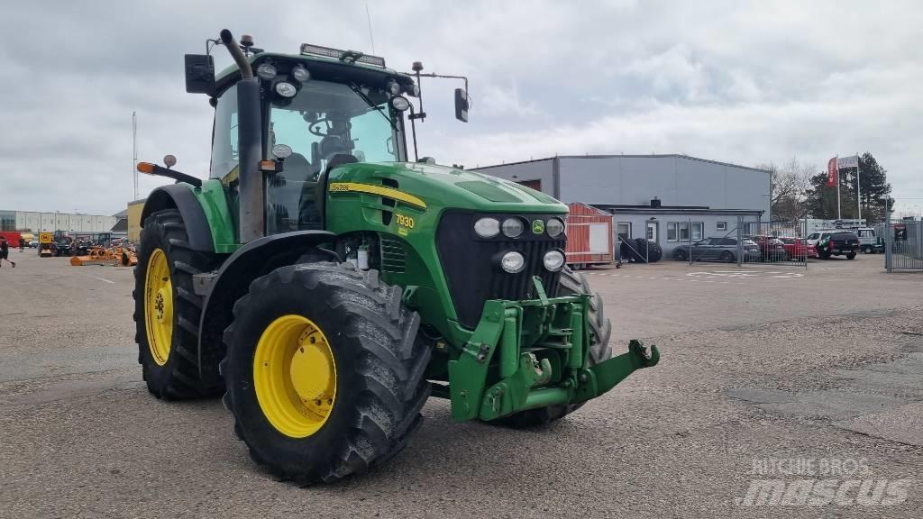 John Deere 7930 Traktori