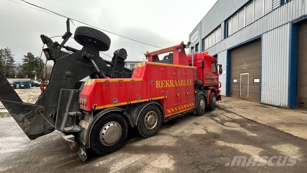 Scania P93 8X2 Šleperi za vozila