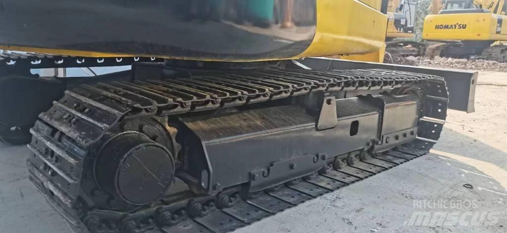 Komatsu PC 56-7 Bageri guseničari