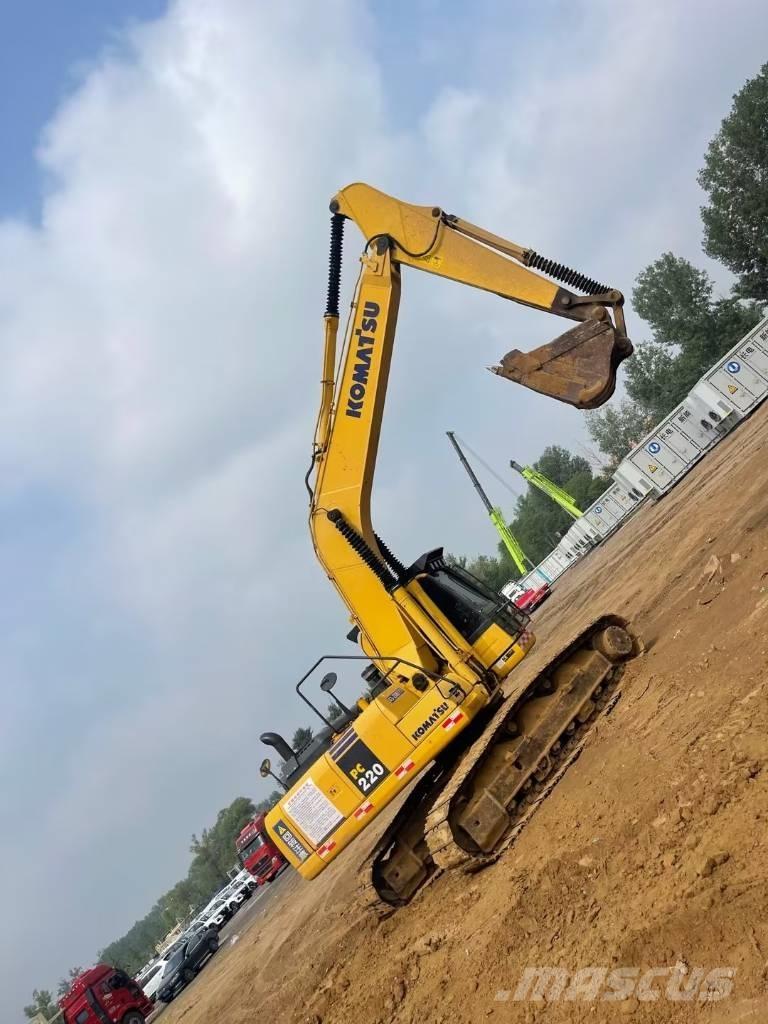 Komatsu pc220-8 Bageri guseničari
