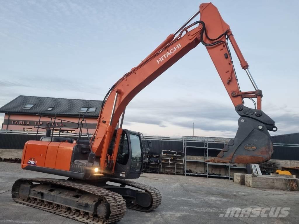 Hitachi 210 Bageri guseničari