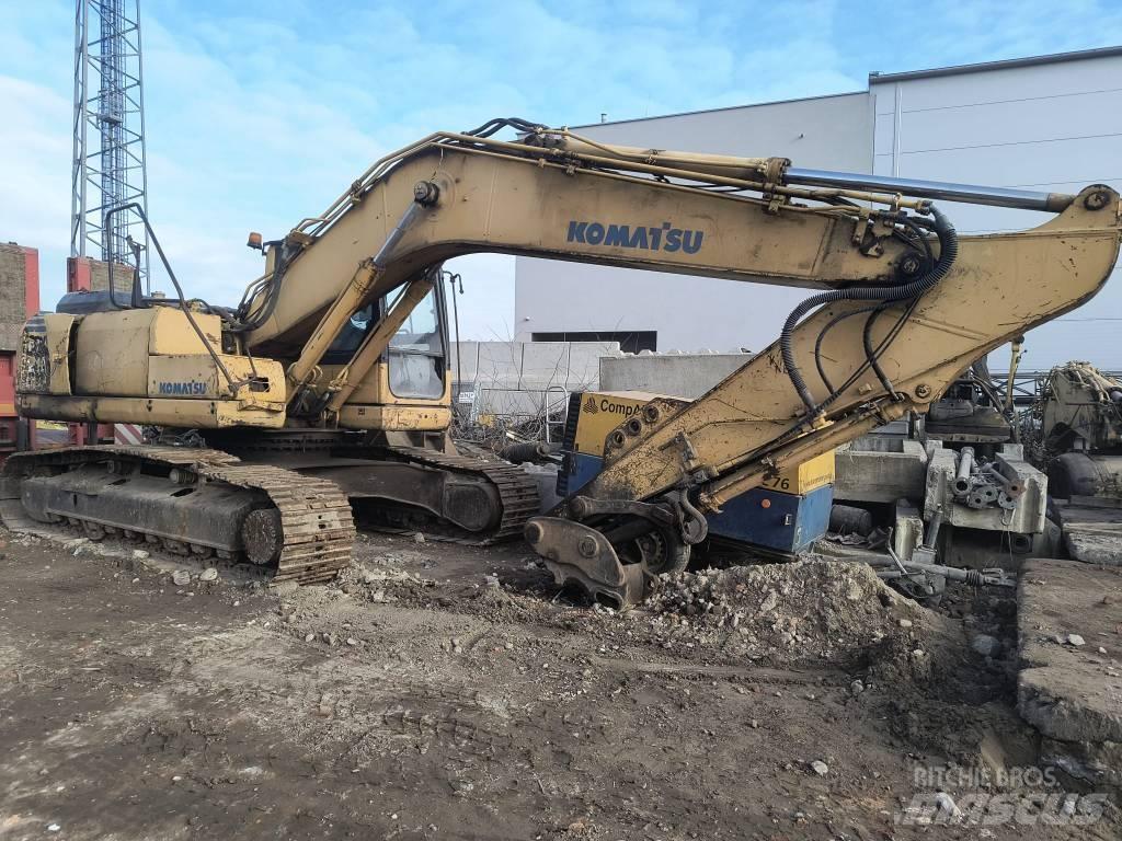 Komatsu 210 LC Bageri guseničari