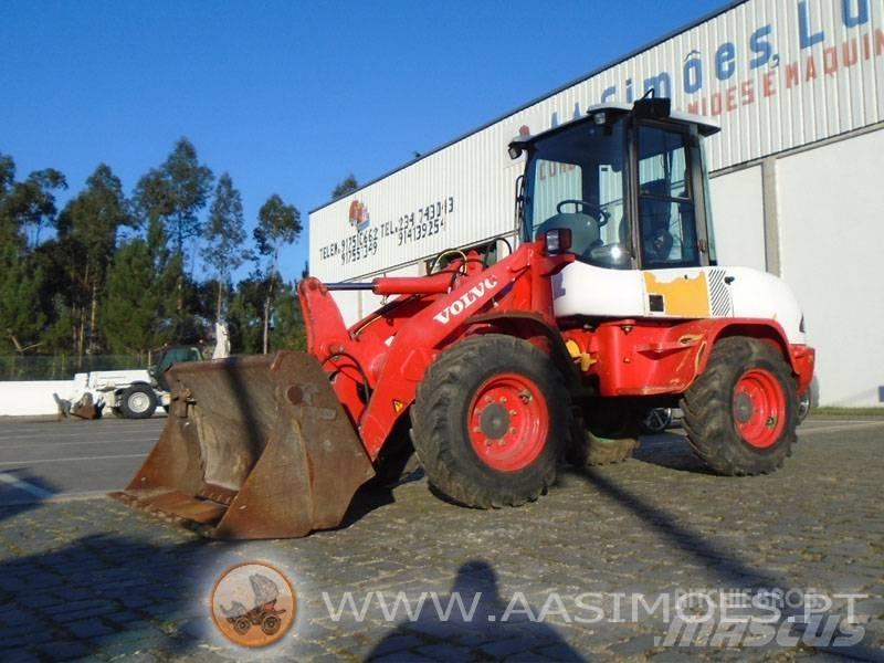Volvo L 30 B Utovarivači na točkove