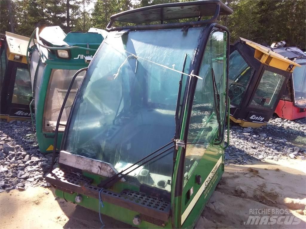 John Deere 1470d Kabine i unutrašnjost